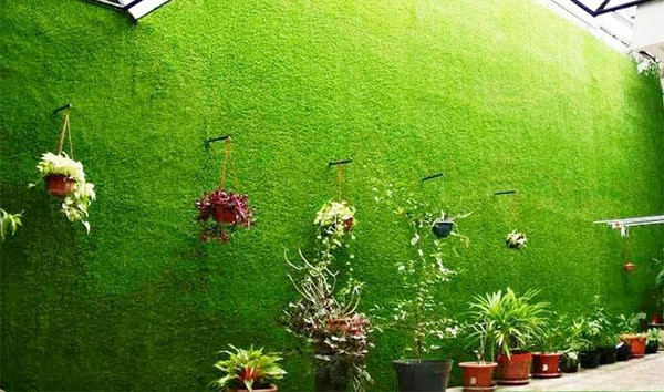 Cỏ nhân tạo làm sân chơi trẻ em