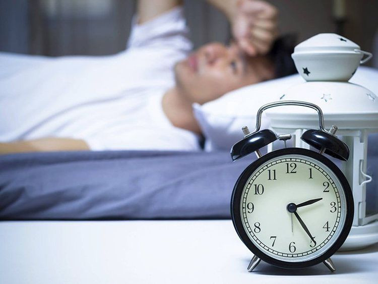 Hình ảnh cây Trắc bá diệp (cây ba trắc) với quả nón, bộ phận được dùng làm thuốc trong nhiều bài thuốc cổ truyền